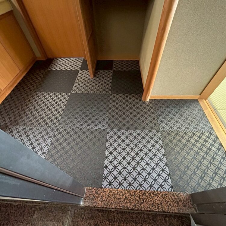 脱衣所の籐カーペットを水と傷に強い畳に変えたい①